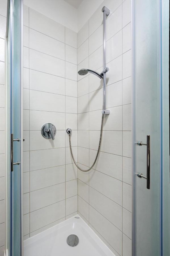 Apartments Alluro روفينج المظهر الخارجي الصورة