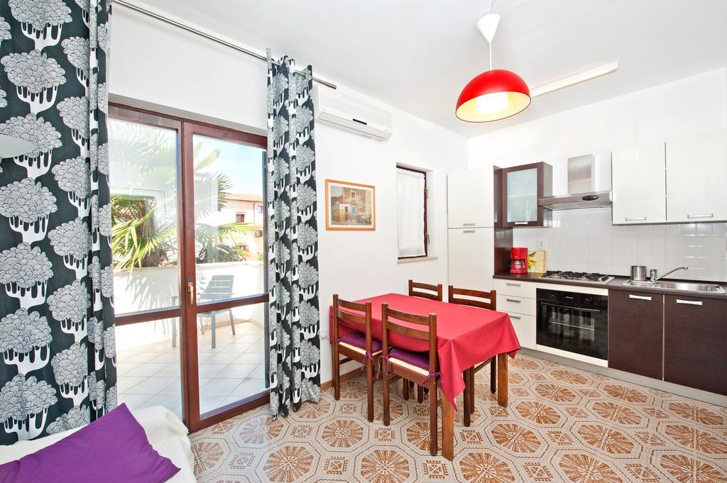 Apartments Alluro روفينج الغرفة الصورة